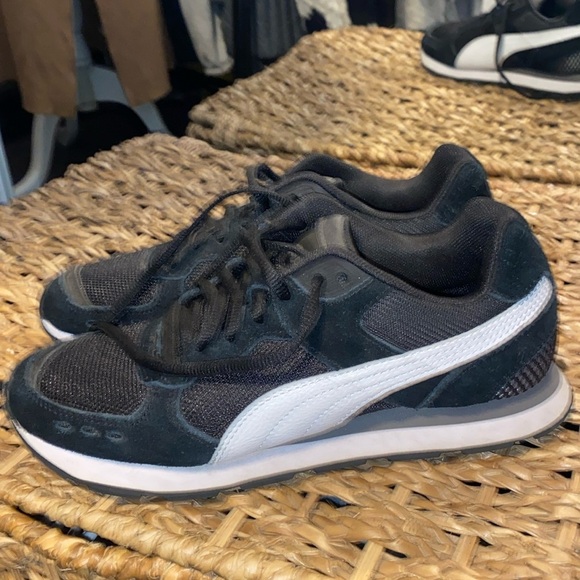 Puma Soft‎ Foam Shoes - Picture 1 of 3